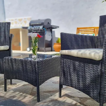 Vakantiehuis Lefko House *