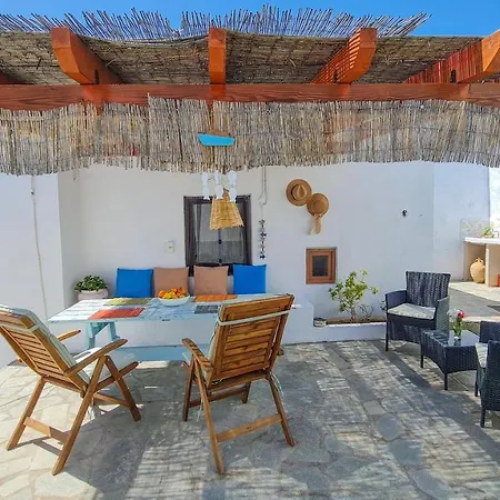 بيت للعطل Lefko House