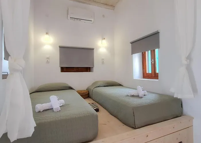 Lefko House Case de vacanță Lachania